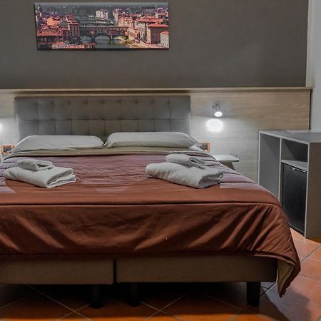 La Rosa Di Firenze B&B מראה חיצוני תמונה